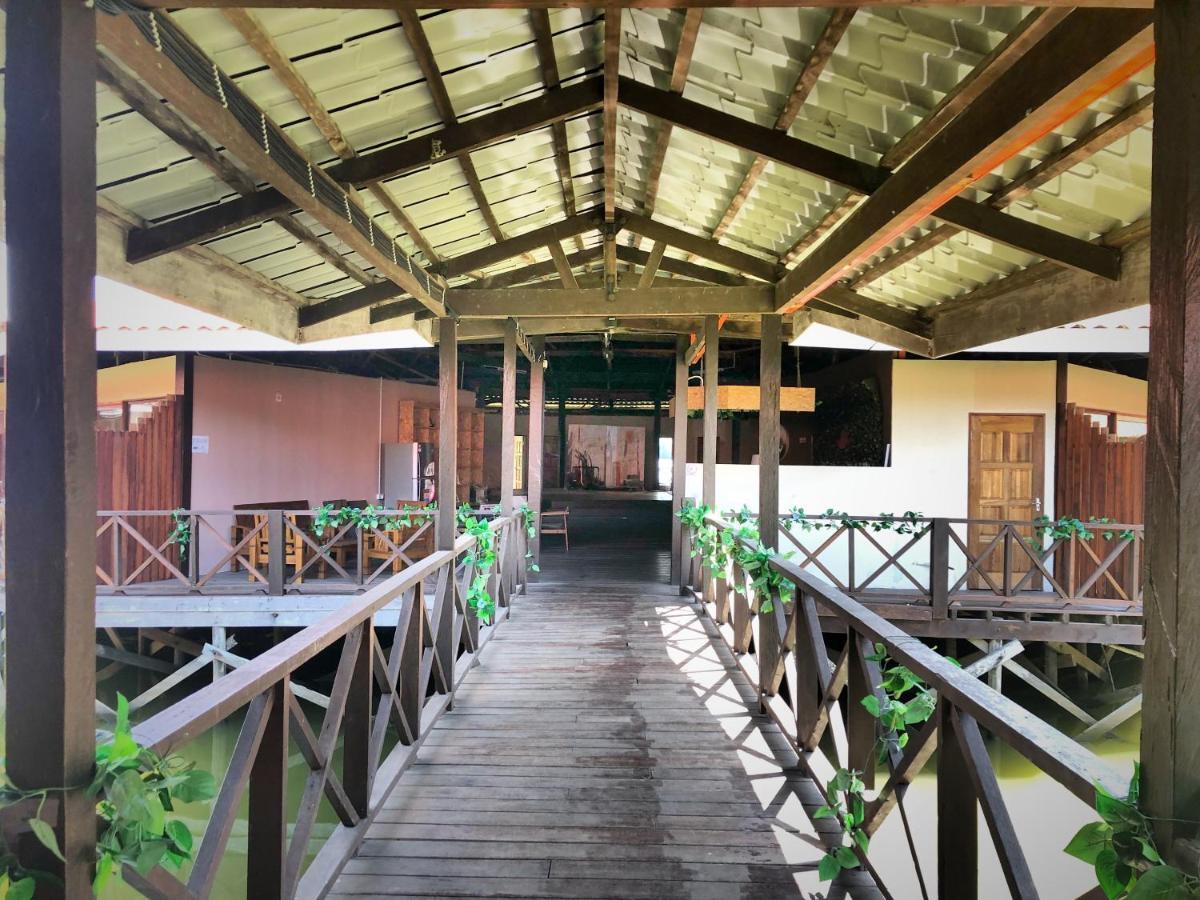 加洋友好水屋家庭旅馆 亞庇 外观 照片