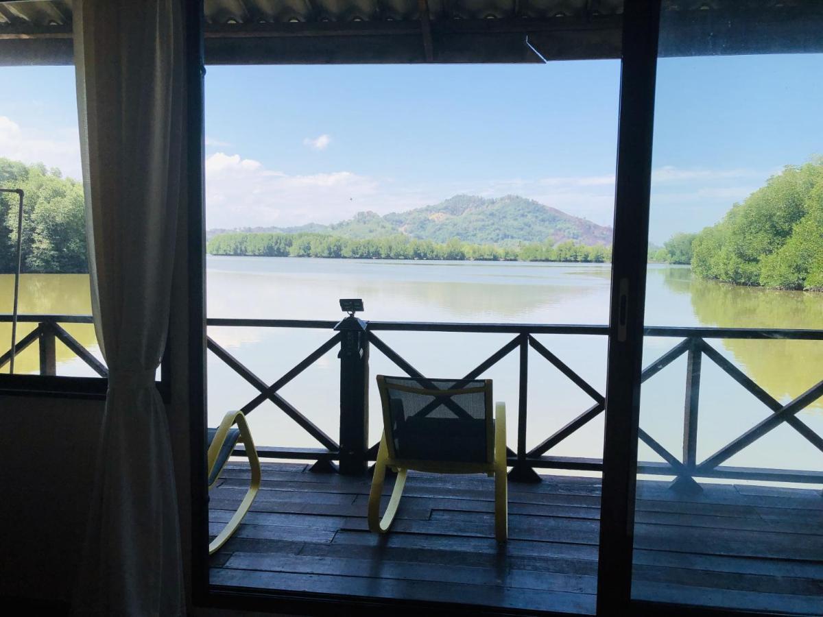 加洋友好水屋家庭旅馆 亞庇 外观 照片