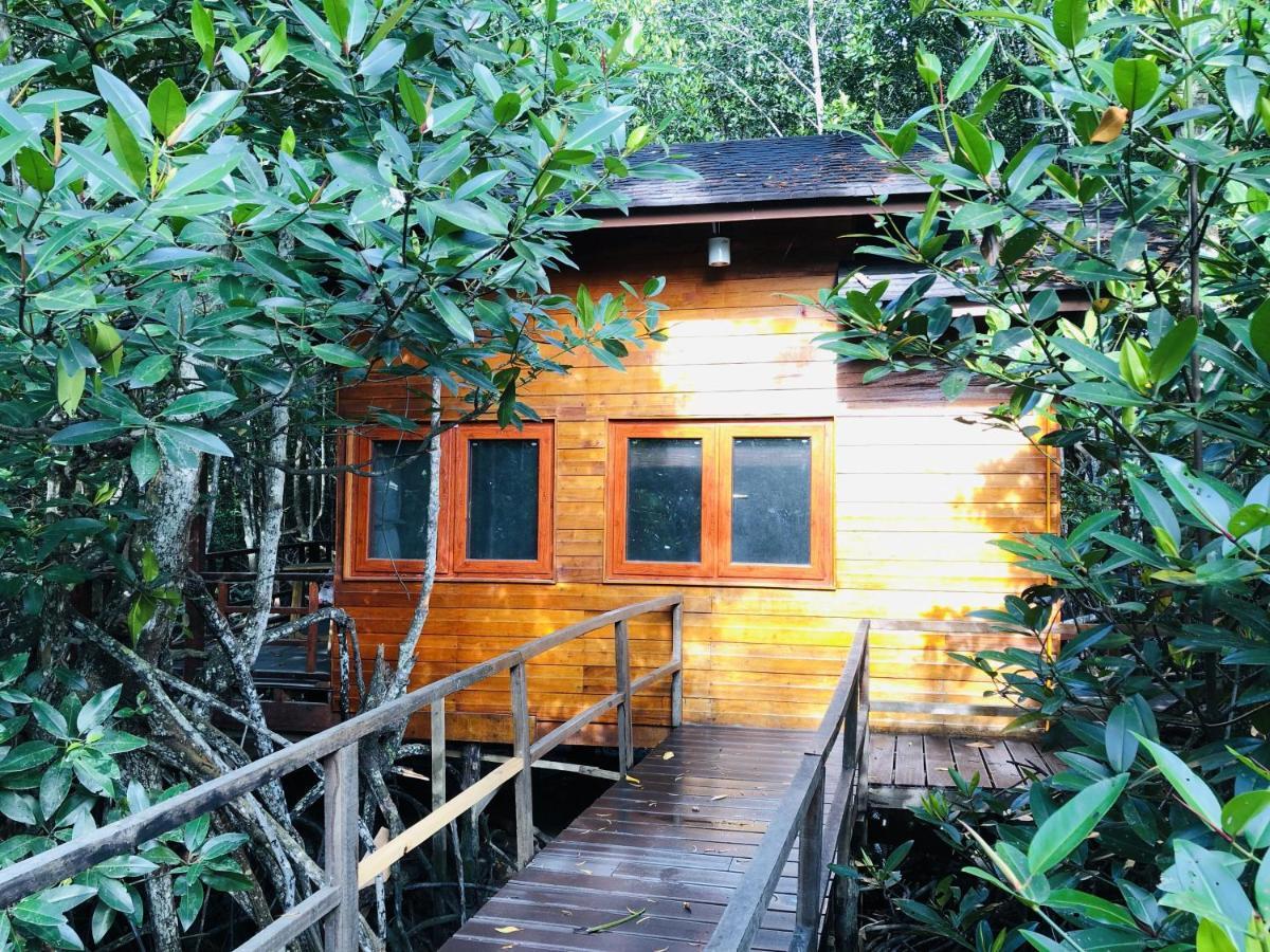 加洋友好水屋家庭旅馆 亞庇 外观 照片